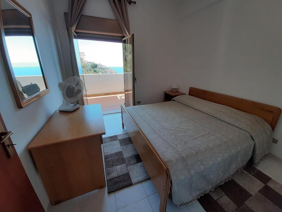 Ferienwohnung Nuova Casa Giulia Letojanni Exterior foto