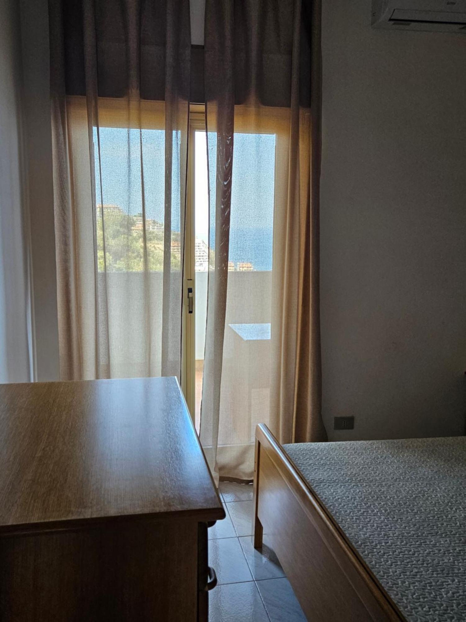 Ferienwohnung Nuova Casa Giulia Letojanni Exterior foto